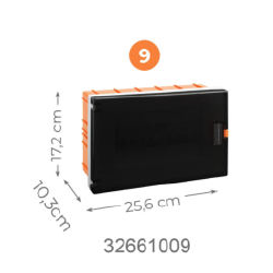 Plastová rozvodnica Quantum pod omietku 9 m, biele dvierka
